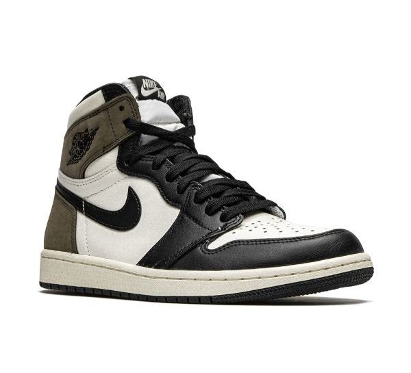 Air Jordan 1 Retro High OG "Dark Mocha"
