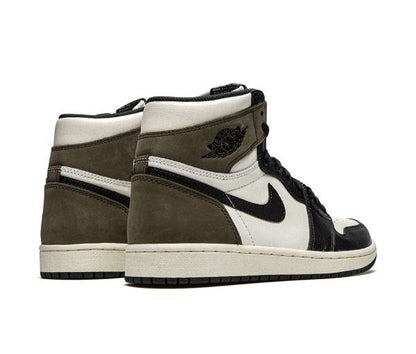 Air Jordan 1 Retro High OG "Dark Mocha"